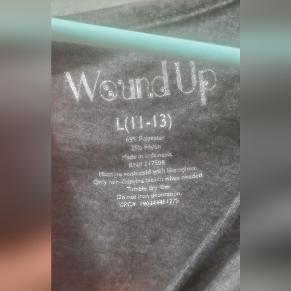 Women's top - Picture 3 of 3